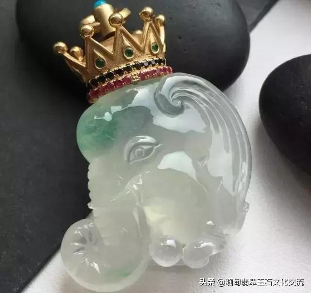 翡翠雕刻房子造型寓意,翡翠雕刻蚂蚁和虫子寓意