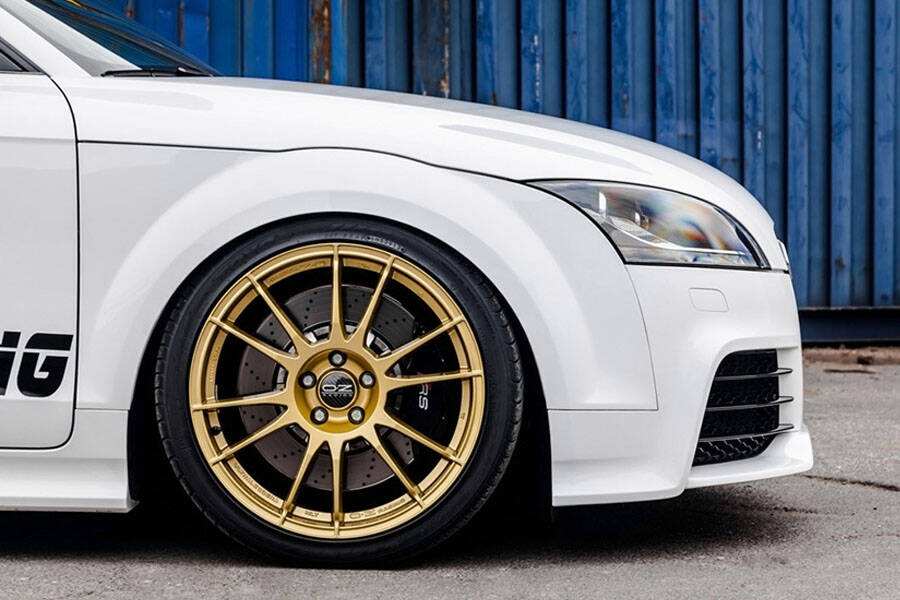 手把手教你清洗汽车轮毂,轮毂如何清洗才干净