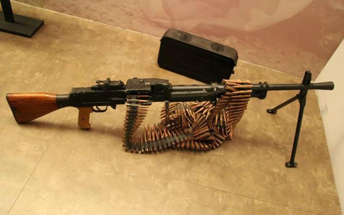 中国58式连用机枪,折戟沉沙铁未销自将磨洗认前朝