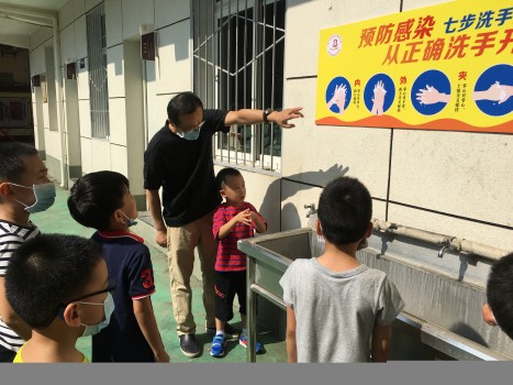 武汉崇仁路小学开学,武汉市硚口区博学小学所有视频