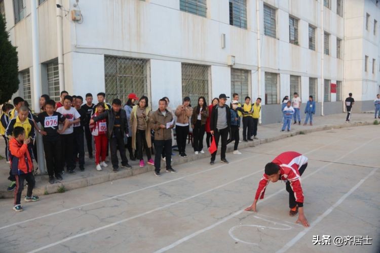 杩愬姩鍋ュ効鏄捐韩鎵嬫椂浠i獎瀛愮珵椋庢祦,杩愬姩鍋ュ効璧涘嚭椋庨噰璧涘嚭鎷兼悘