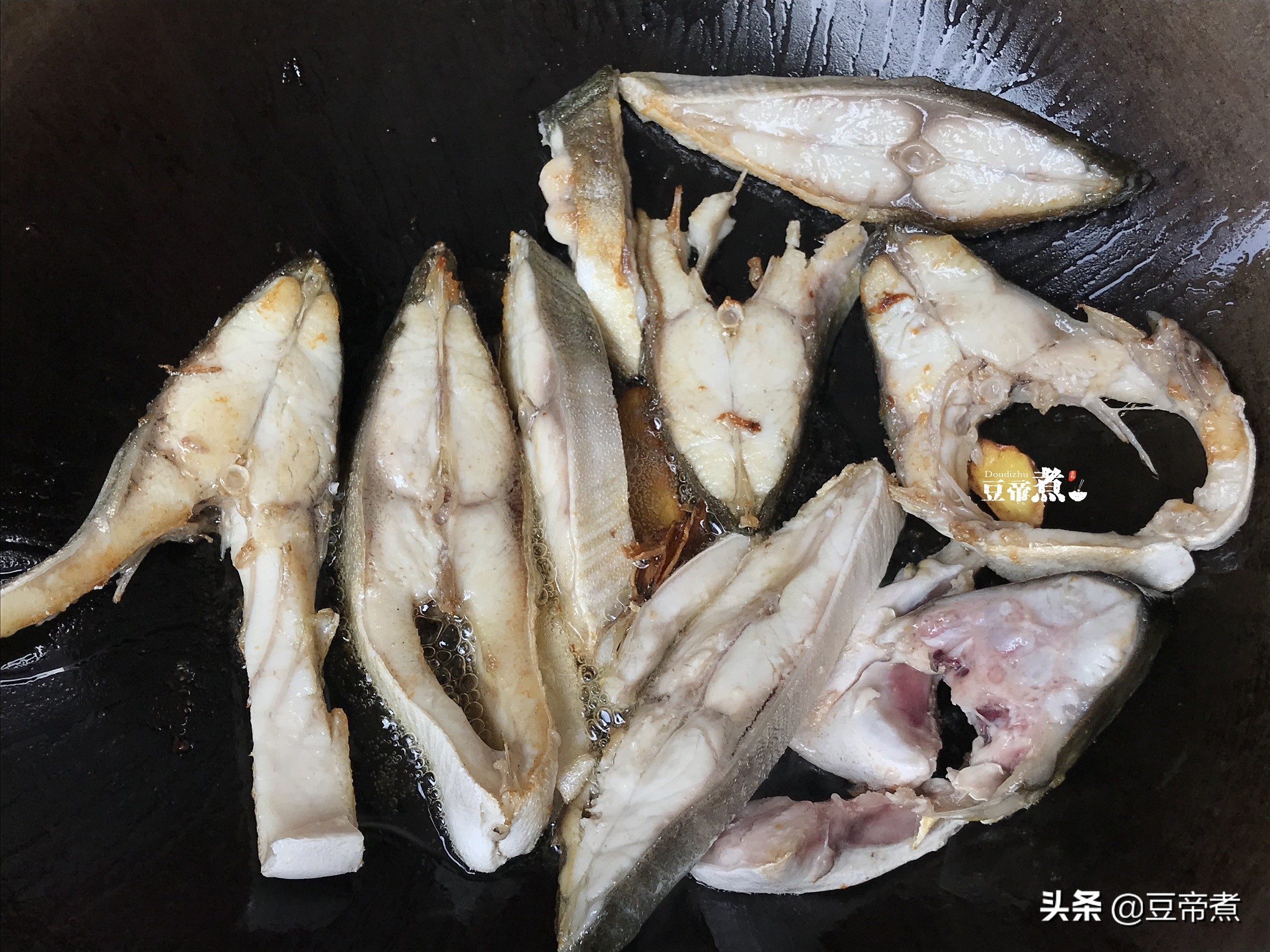 鱼不要总红烧或清蒸,鱼不要总是蒸