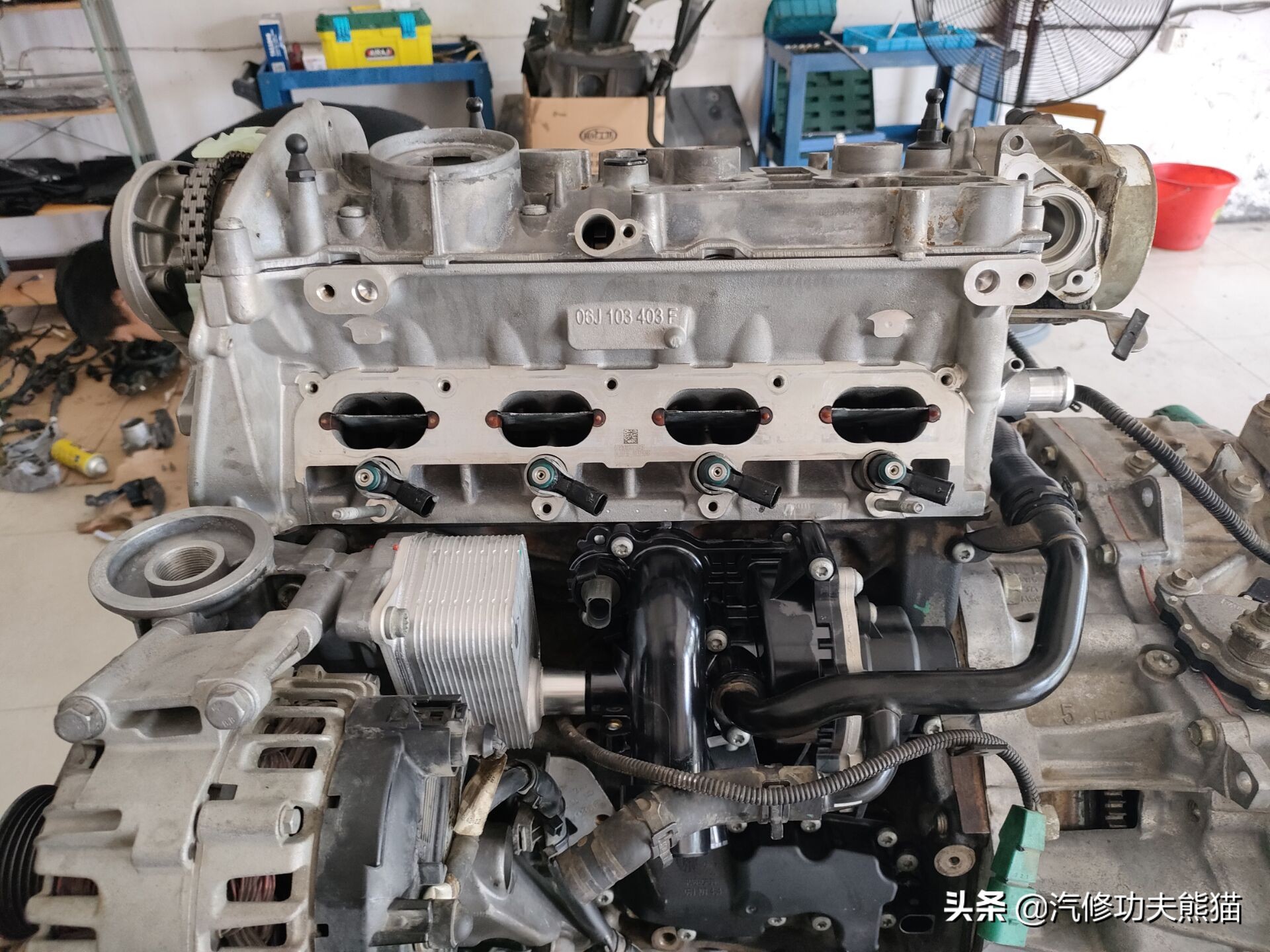 老途观发动机漏油维修,老途观涡轮增压器漏油维修多钱