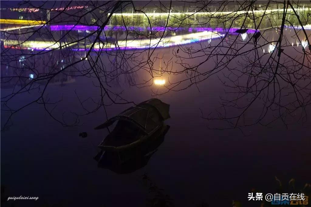 自贡夜游釜溪河在哪个位置,自贡夜游釜溪表演时间