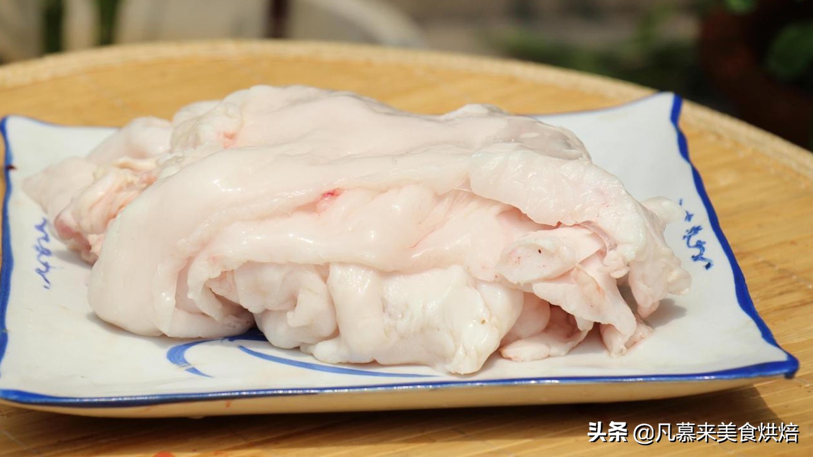 调和油食用油色拉油,食用油中的调和油与色拉油哪个好