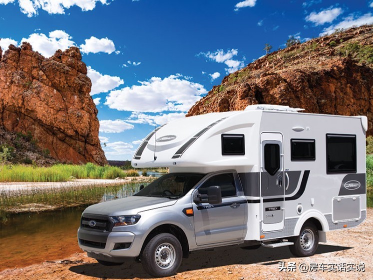 和一般常见的皮卡房车布局不同,dmax皮卡房车六座布局