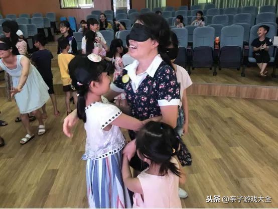 适合孩子感恩节的互动游戏,感恩节带孩子玩什么游戏