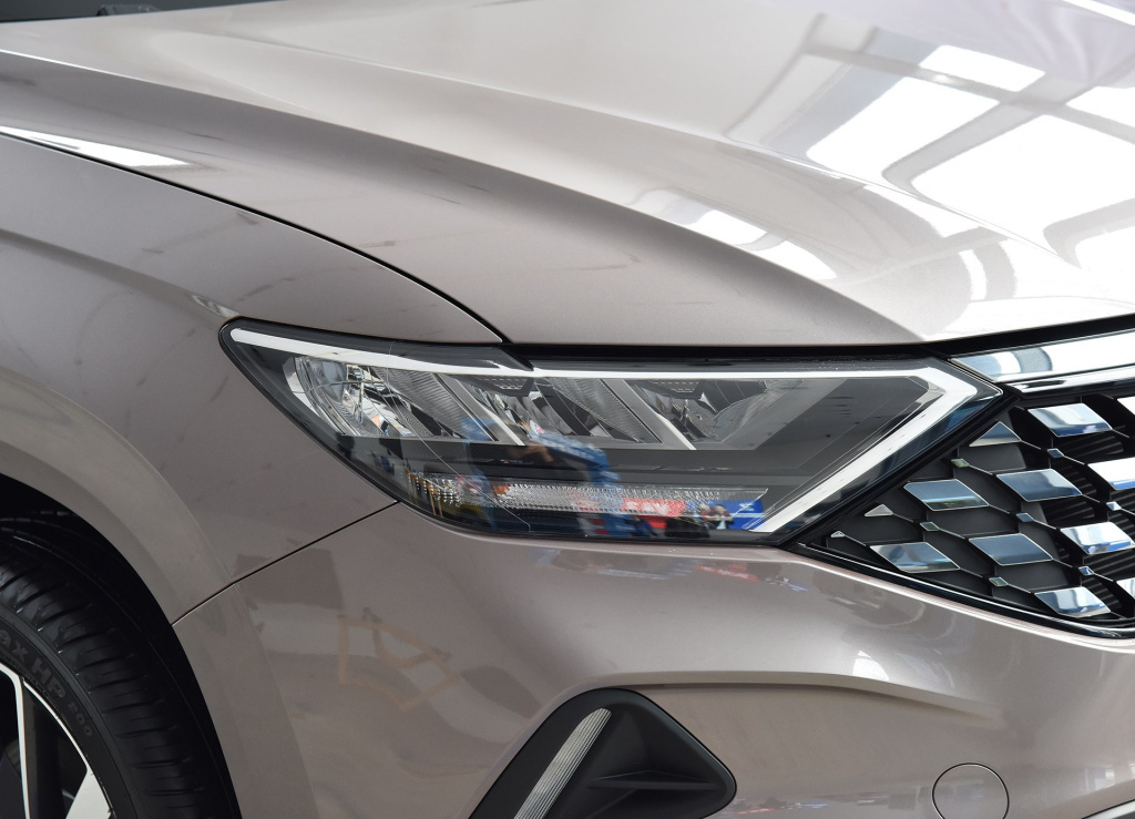 捷达vs5自动进取版一年养车费用,捷达vs5细部做工与用料