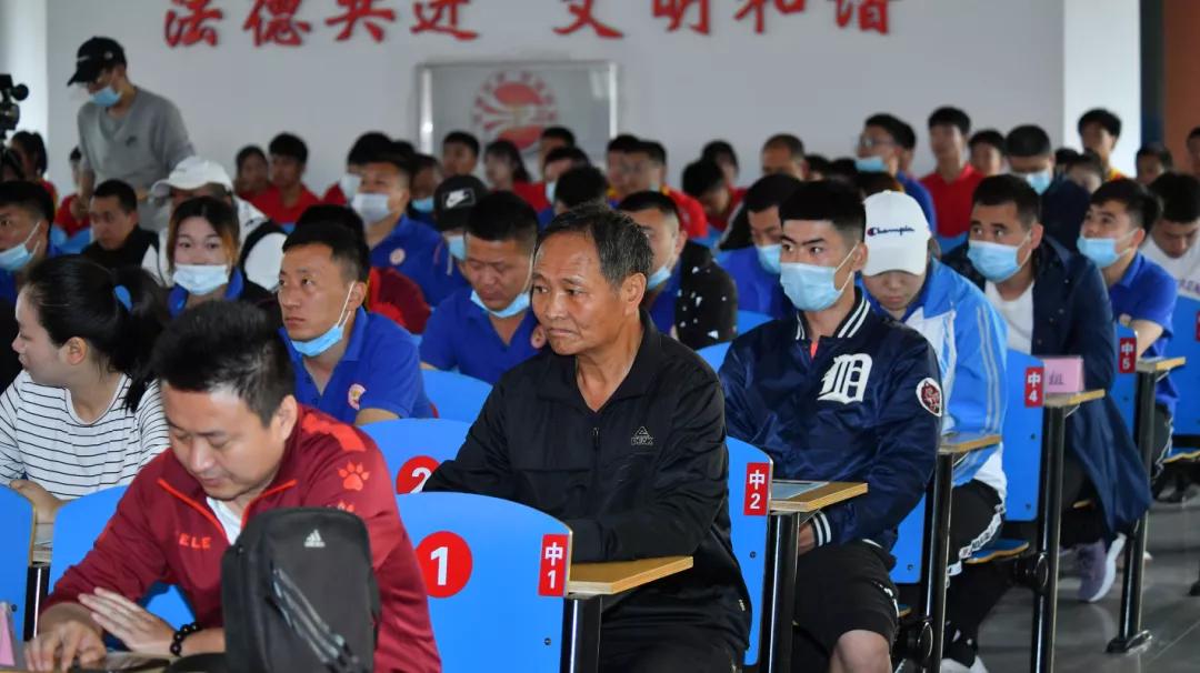 莱州中华武校伟大征程,莱州中华武校有什么项目