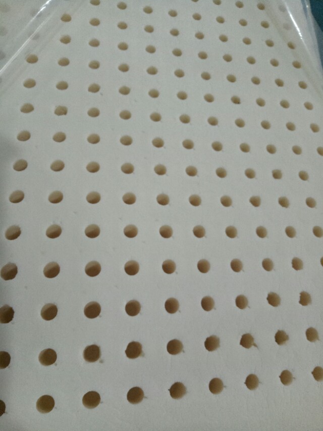 床垫怎样通过试睡分辨棕和乳胶,怎么分辨乳胶床垫跟海绵床垫