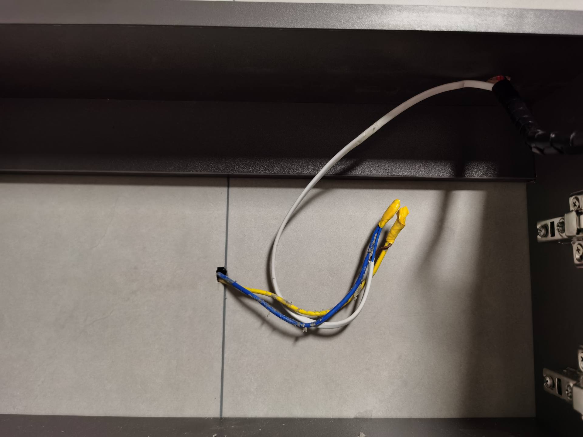 网购浴室柜靠谱不？新家装修实测，还不赖