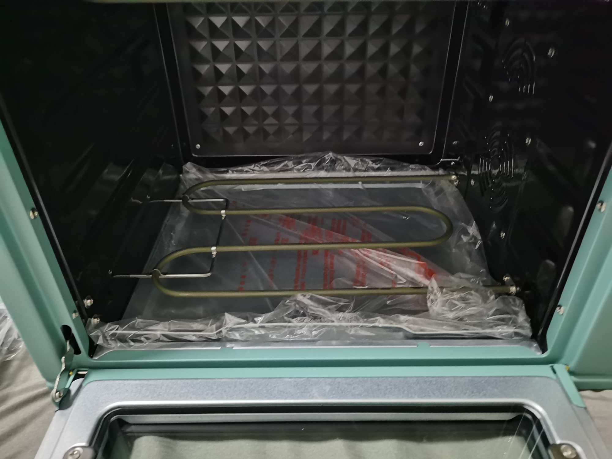 外观俘获你的心,实用照顾你的胃,不可或缺的柏翠烤箱值得你拥有