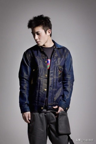 陈冠希和余文乐对打,陈冠希vs余文乐潮牌对比