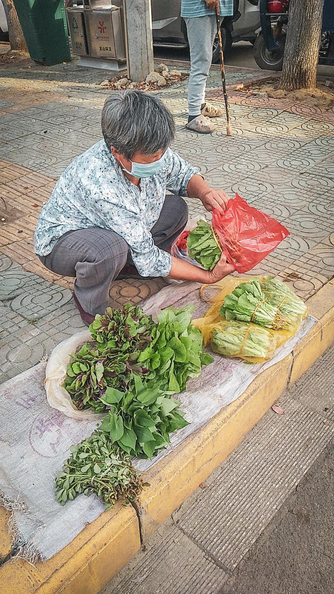 汉川允许摆摊摆夜市吗,汉川哪个工业园可以随便摆摊