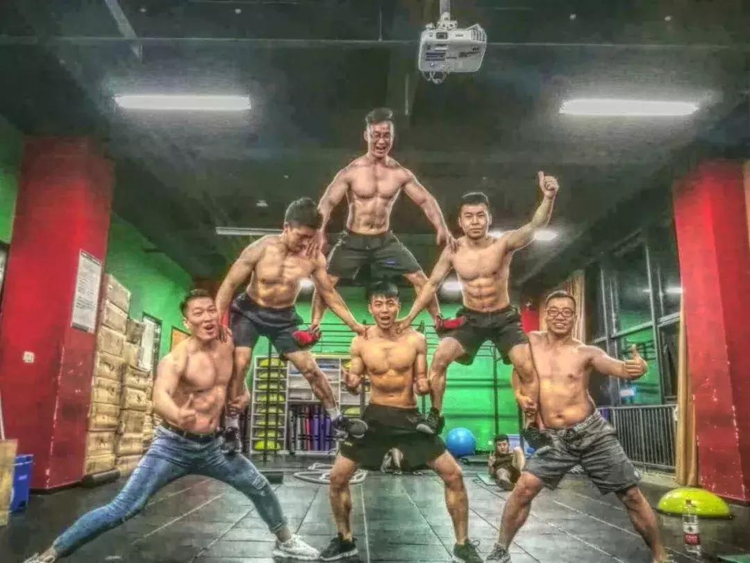 30岁转行健身教练太晚了,27岁当健身教练五年竟然还负债