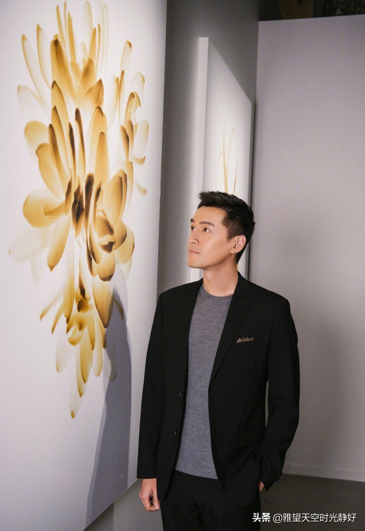 痞帅风男明星壁纸黑色,黑色西装壁纸