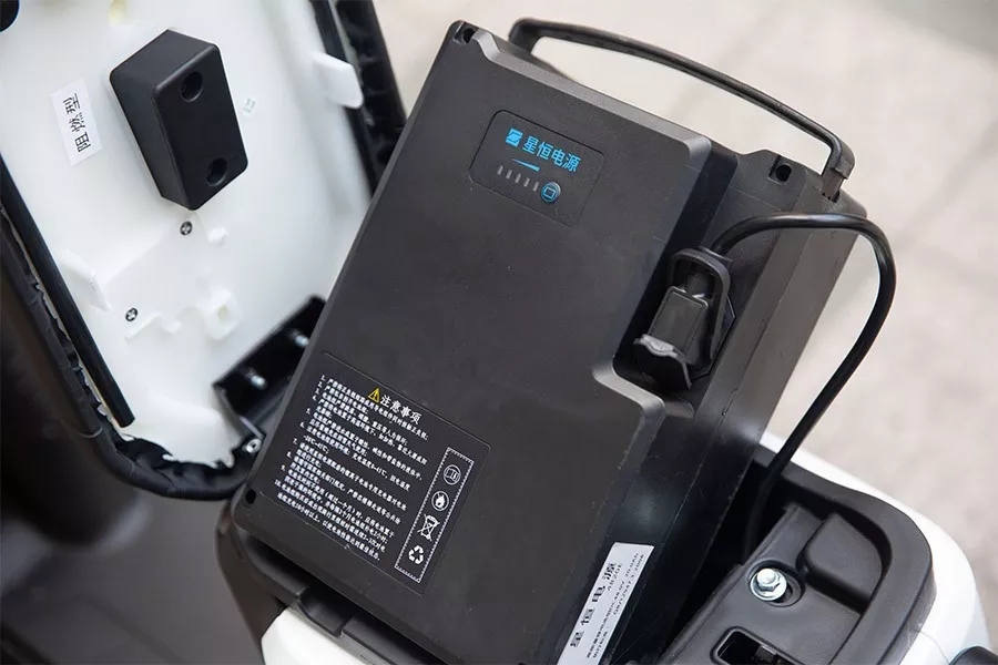 电动车电池硫化严重怎样修复,电动车电瓶最简单的去硫化方法