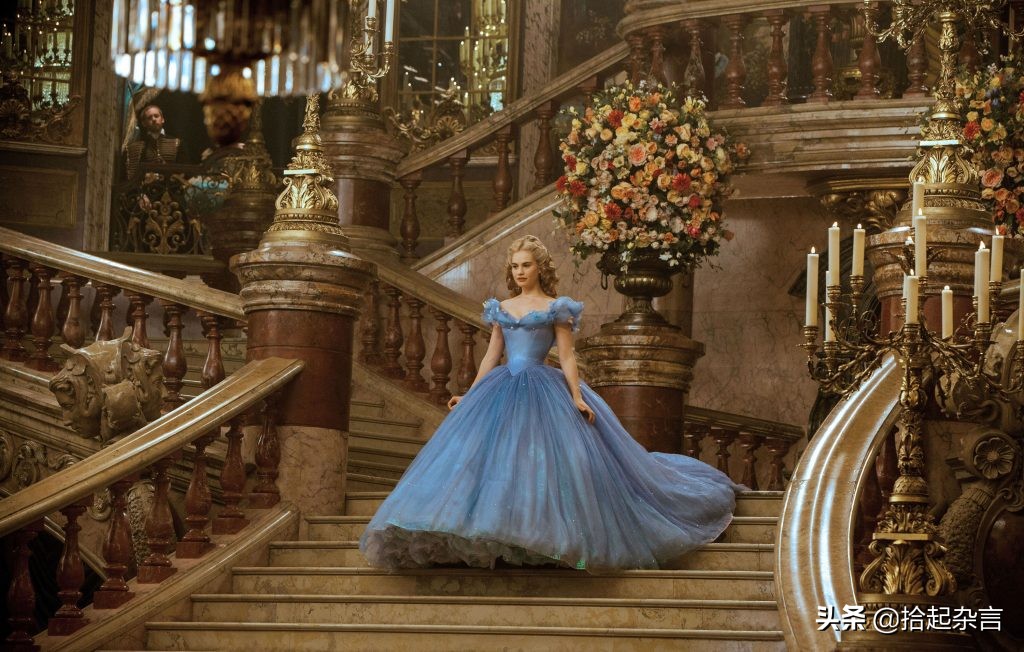 电影里那些美到令人窒息的礼服,盘点电影中惊艳的礼服
