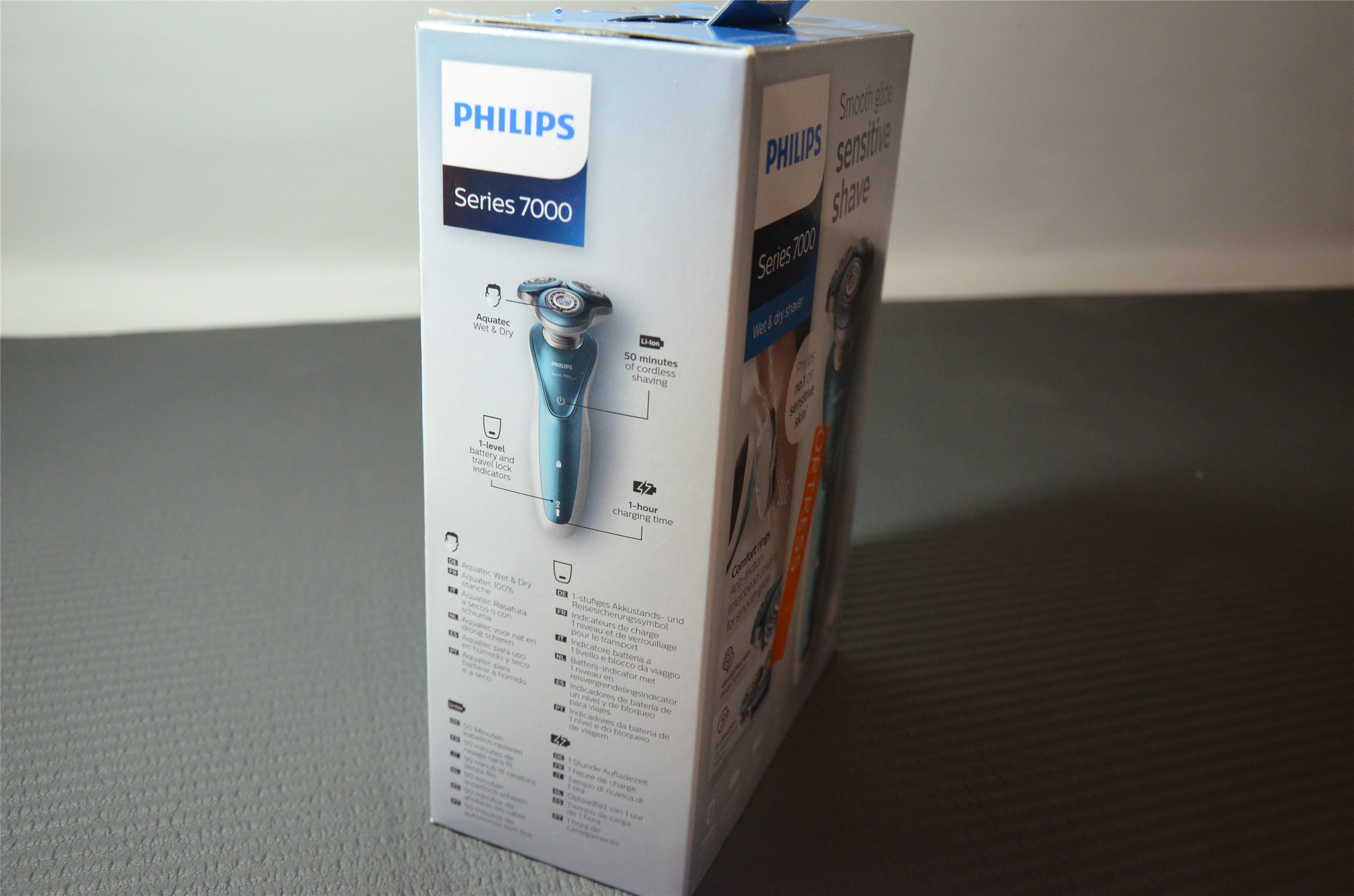 飞利浦s7000剃须刀怎样全身水洗,飞利浦剃须刀s7000使用说明