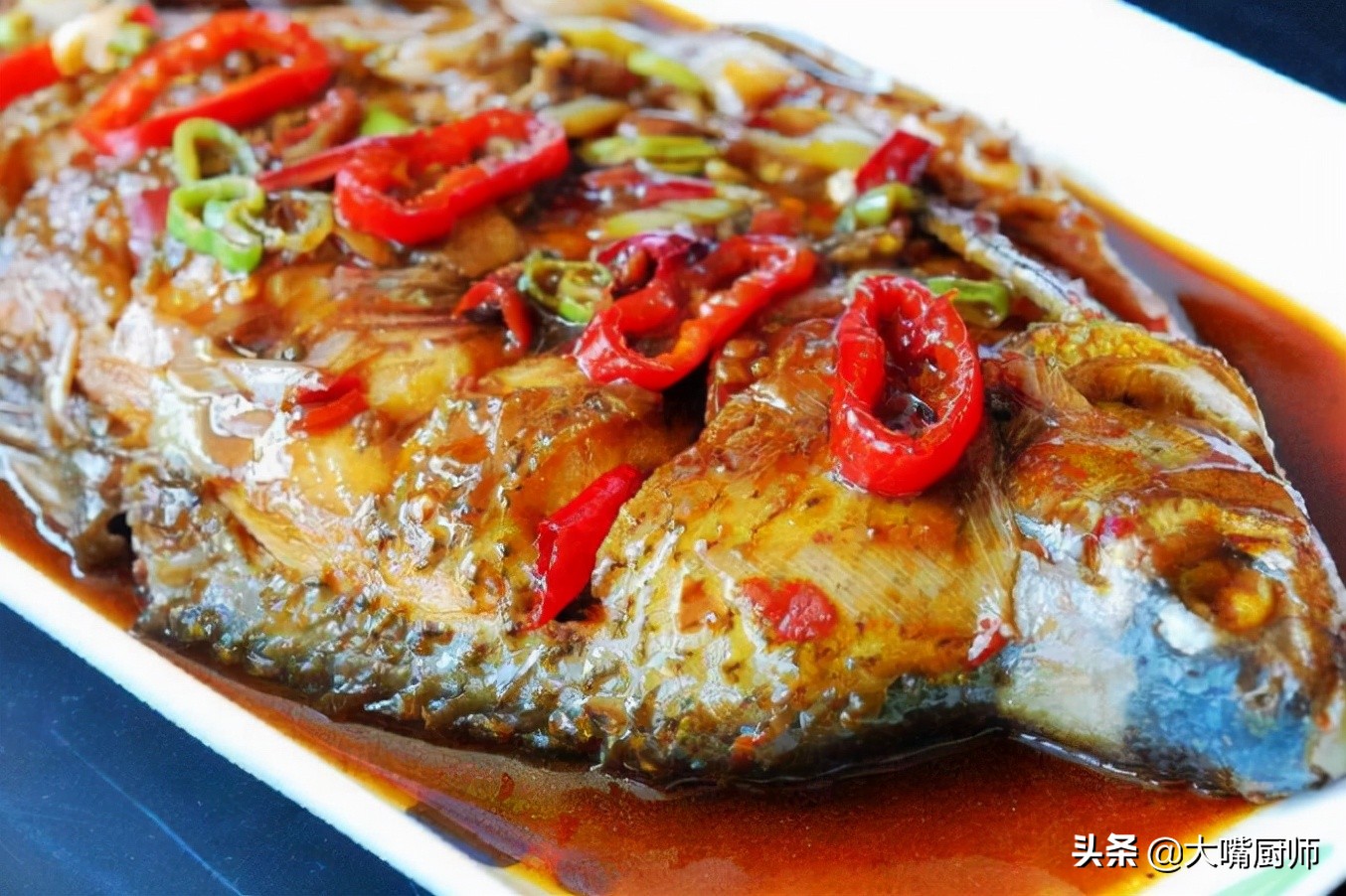 什么鱼红烧好吃刺少窍门,无论炖什么鱼怎么调味才好吃