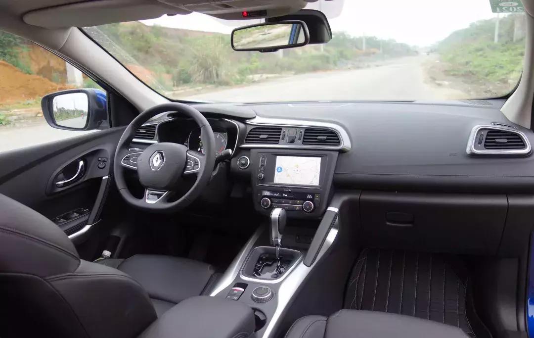 科雷嘉两驱测评,科雷嘉suv