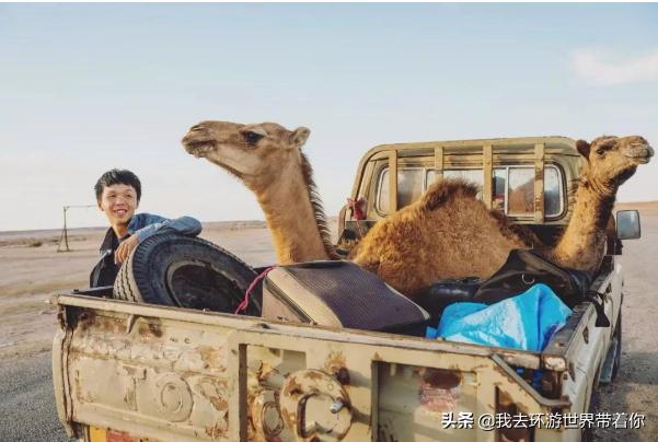 三个人一辆面包车环游世界,3个小伙开面包车