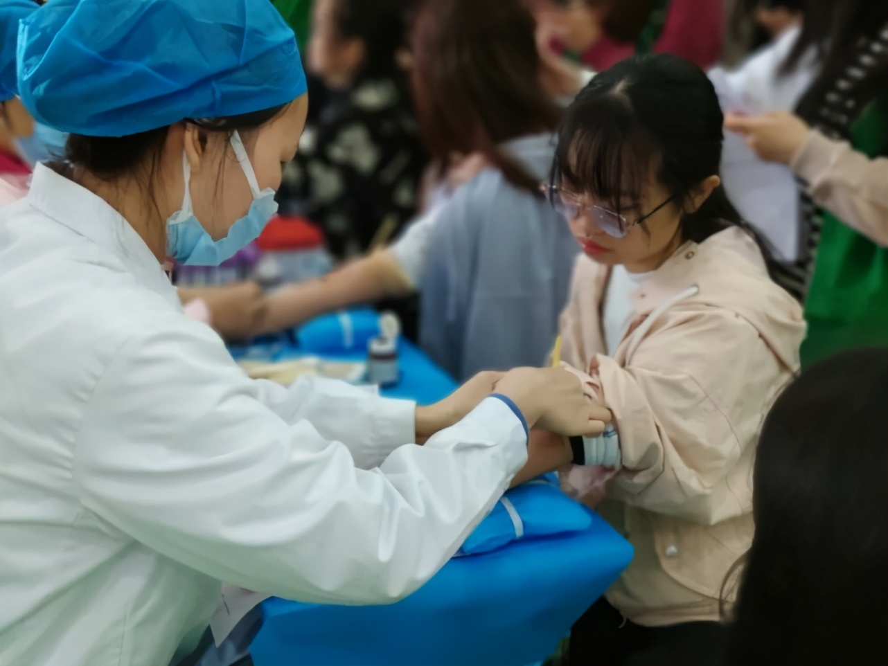 重庆康华医院体检收费多少,康华体检分部