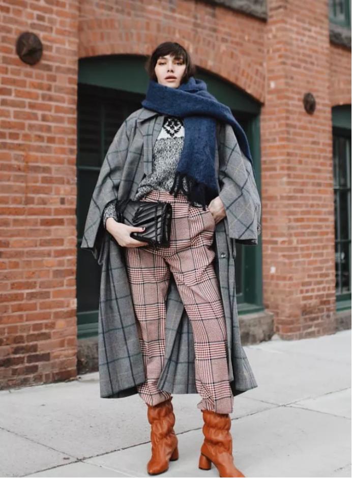 围巾怎么搭出高级感,冬季保暖围巾