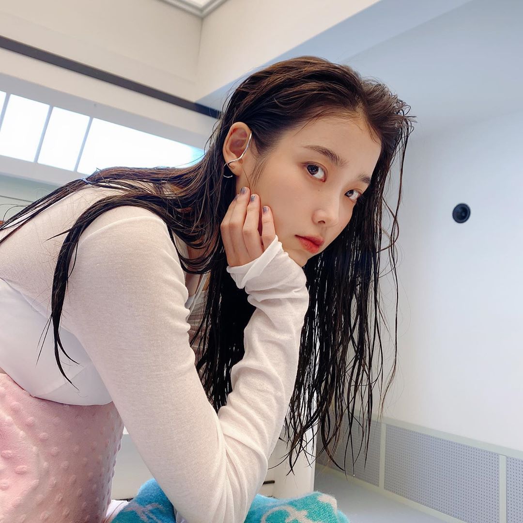 头发干枯毛躁的解决方法夏天,头发干枯毛躁怎么柔顺小妙招