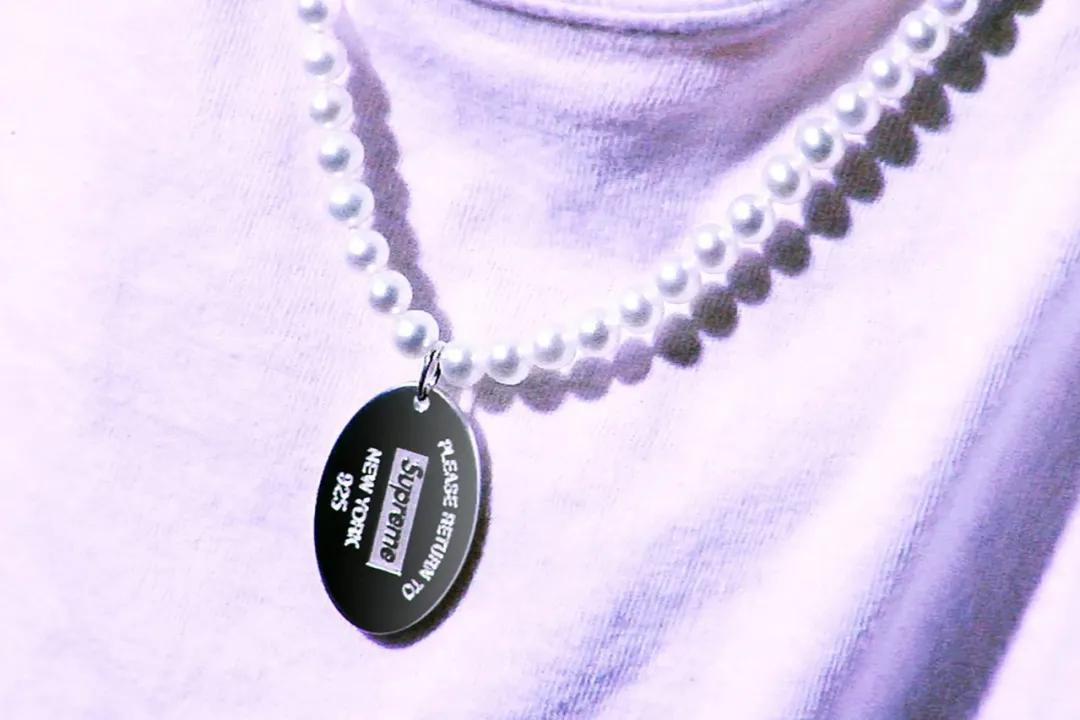 Forever21母公司估值达127亿美元;UR广晟旗舰店年销售额突破亿元