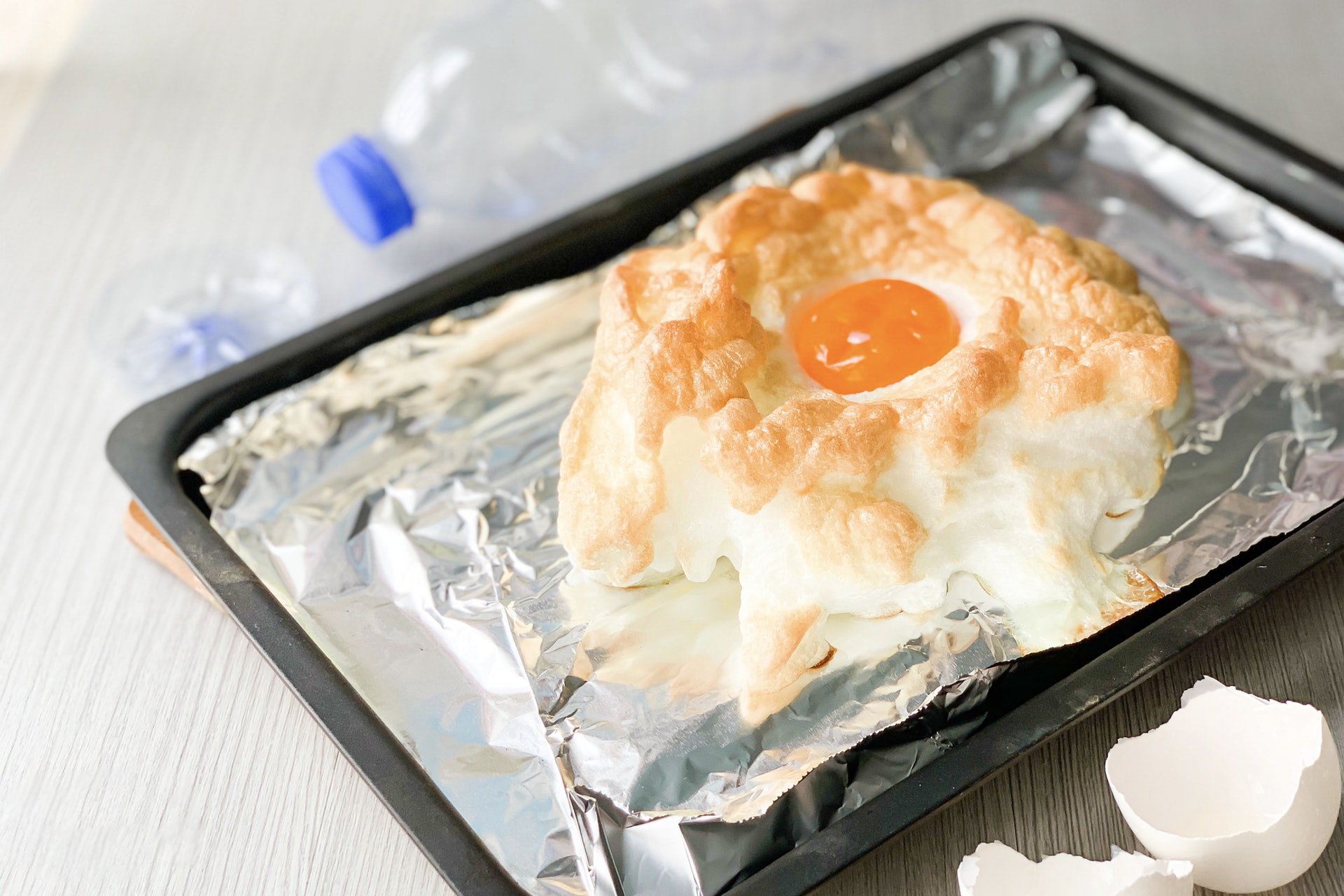 自制打蛋神器教程,用塑料杯做打蛋神器