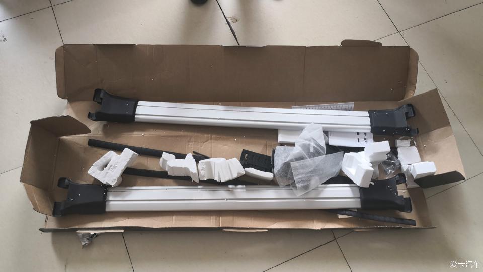 大熊的“书包”——THULE/拓乐灵动800车顶行李箱！