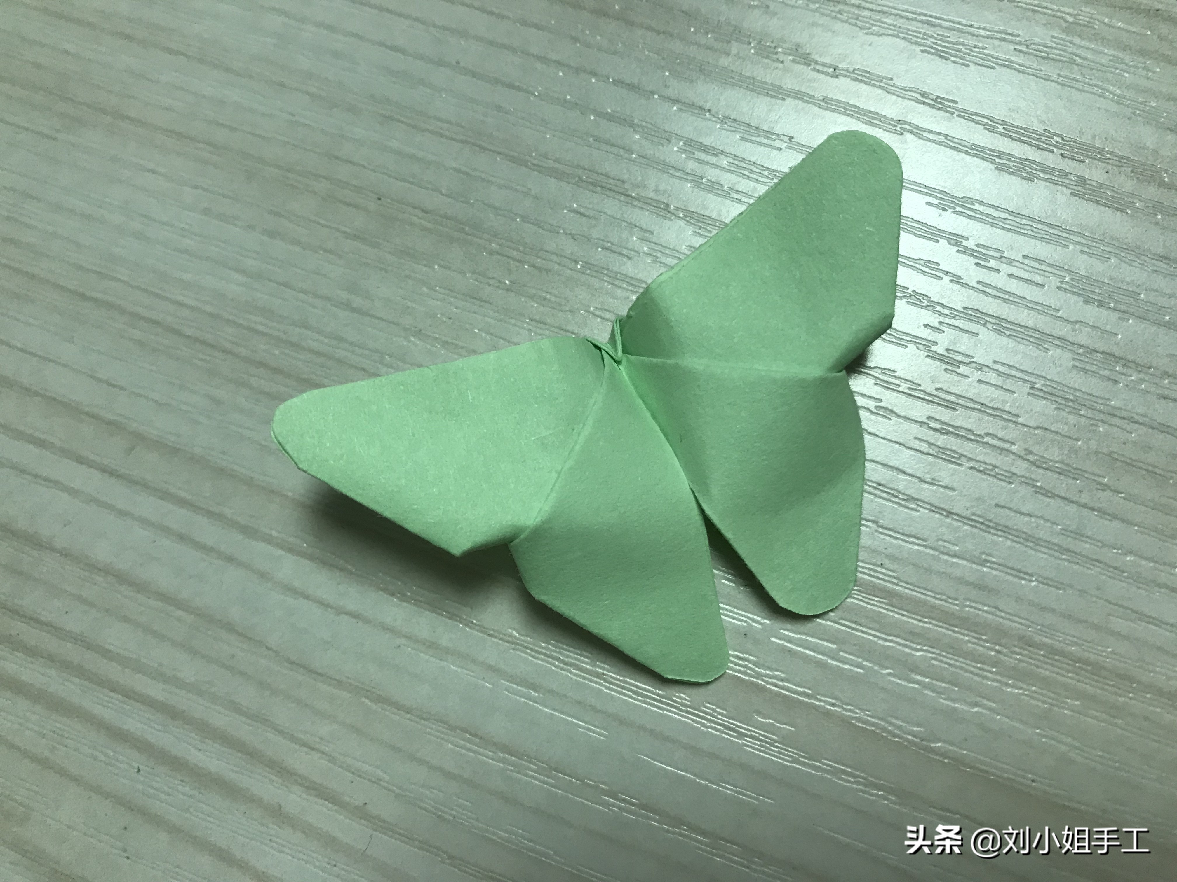 简单的蝴蝶折纸戒指,会飞蝴蝶简单折纸