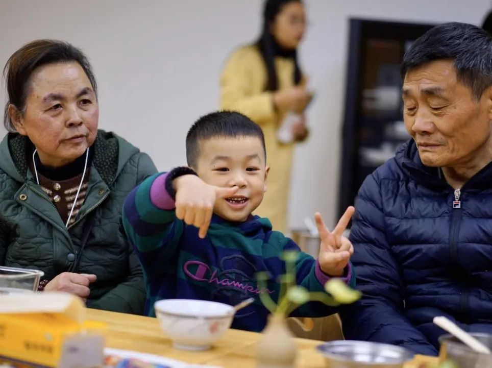 闻香识女人婚姻的苦与乐,闻香识女人婚姻相处秘诀