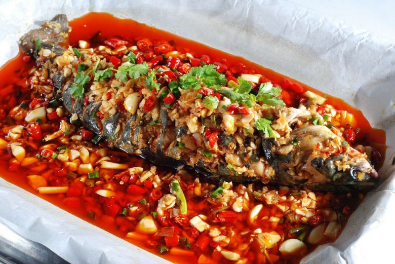 木炭烤鱼怎么做才嫩,木炭烤鱼的制作方法视频