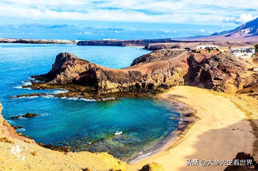 丢失尊严的火山，地下13米温度高达600℃，却被人当成火炉卖烧烤