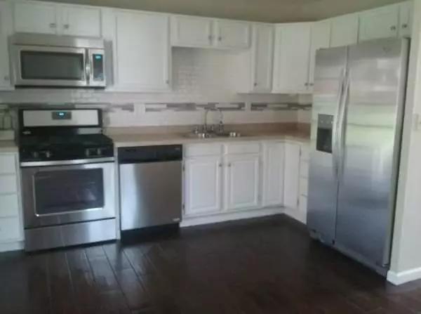 1000万美元在美国买房子,美国1000美元能租到什么样的房子