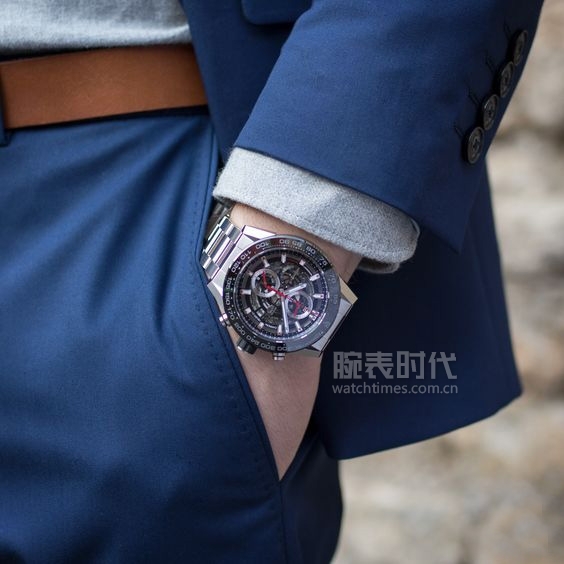 你戴的是什么眼镜呢,你戴的是有色眼镜吗