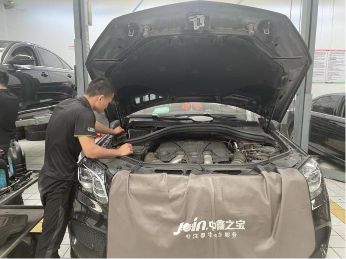 奔驰加注清洗液,奔驰提示加清洗剂