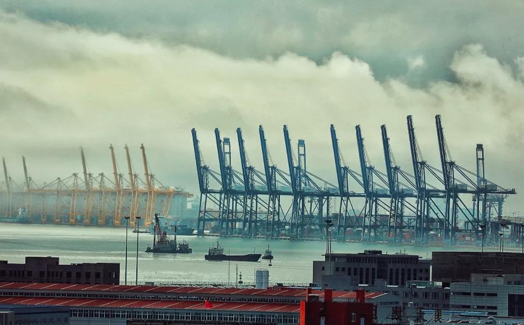 油品和集装箱，谁才是大连港（601880）的“摇钱树”？