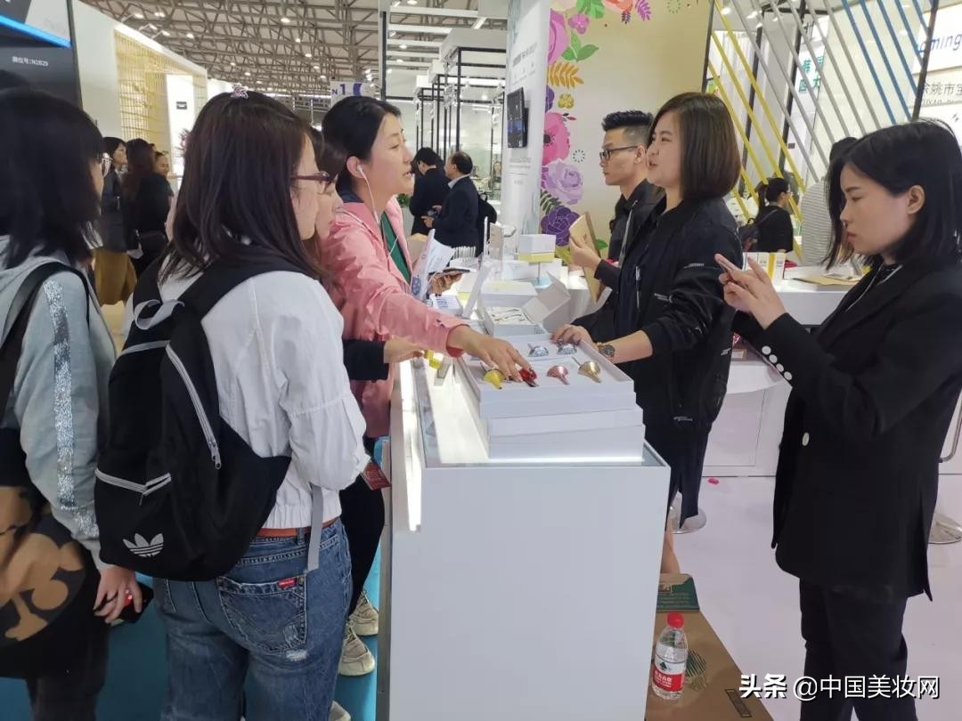 美博会爆款新品,芭薇股份参加美博会