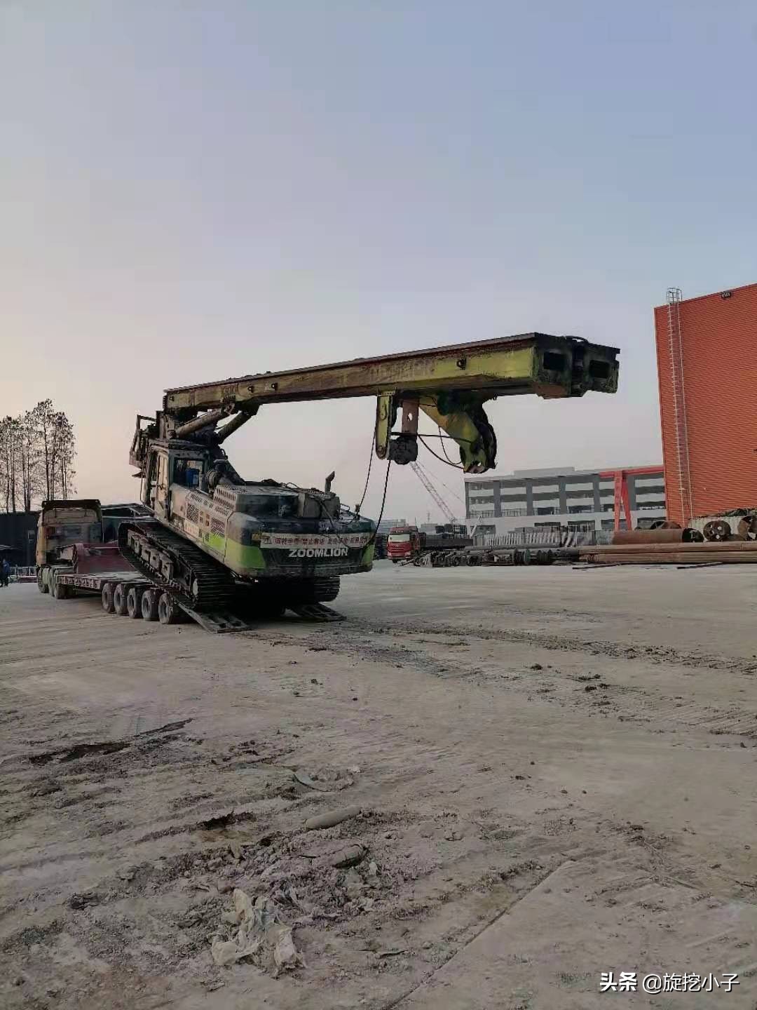 旋挖桩机入岩工作视频,旋挖桩机械进场资料有哪些