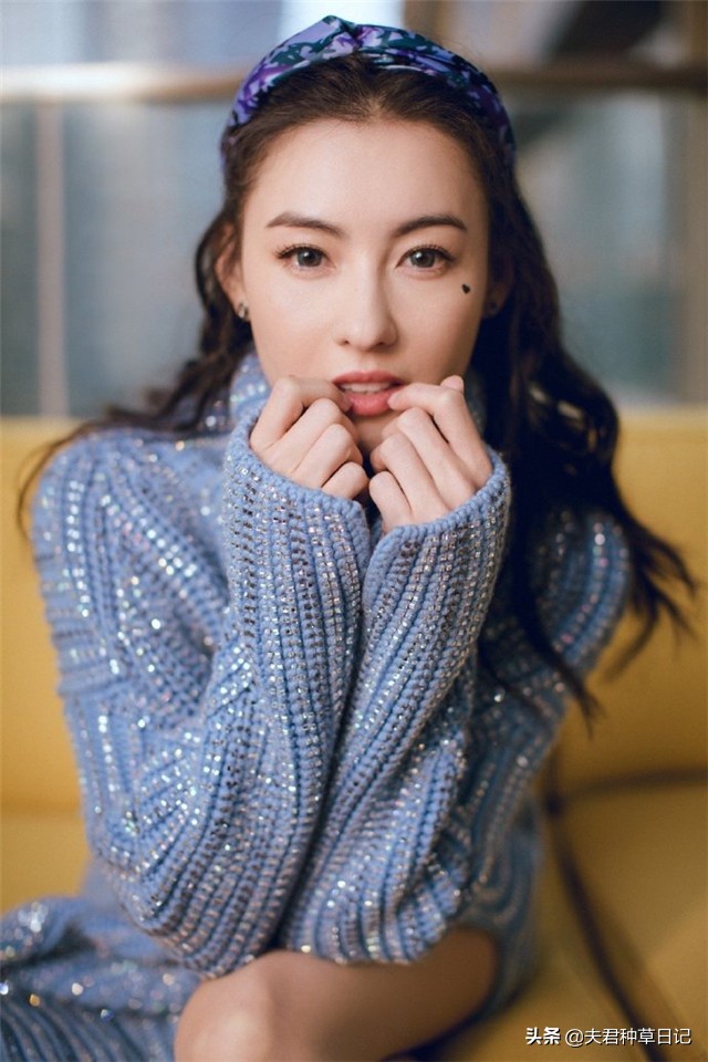 50岁女人洋气发型今年最流行发型,50到60岁短发发型图片好打理