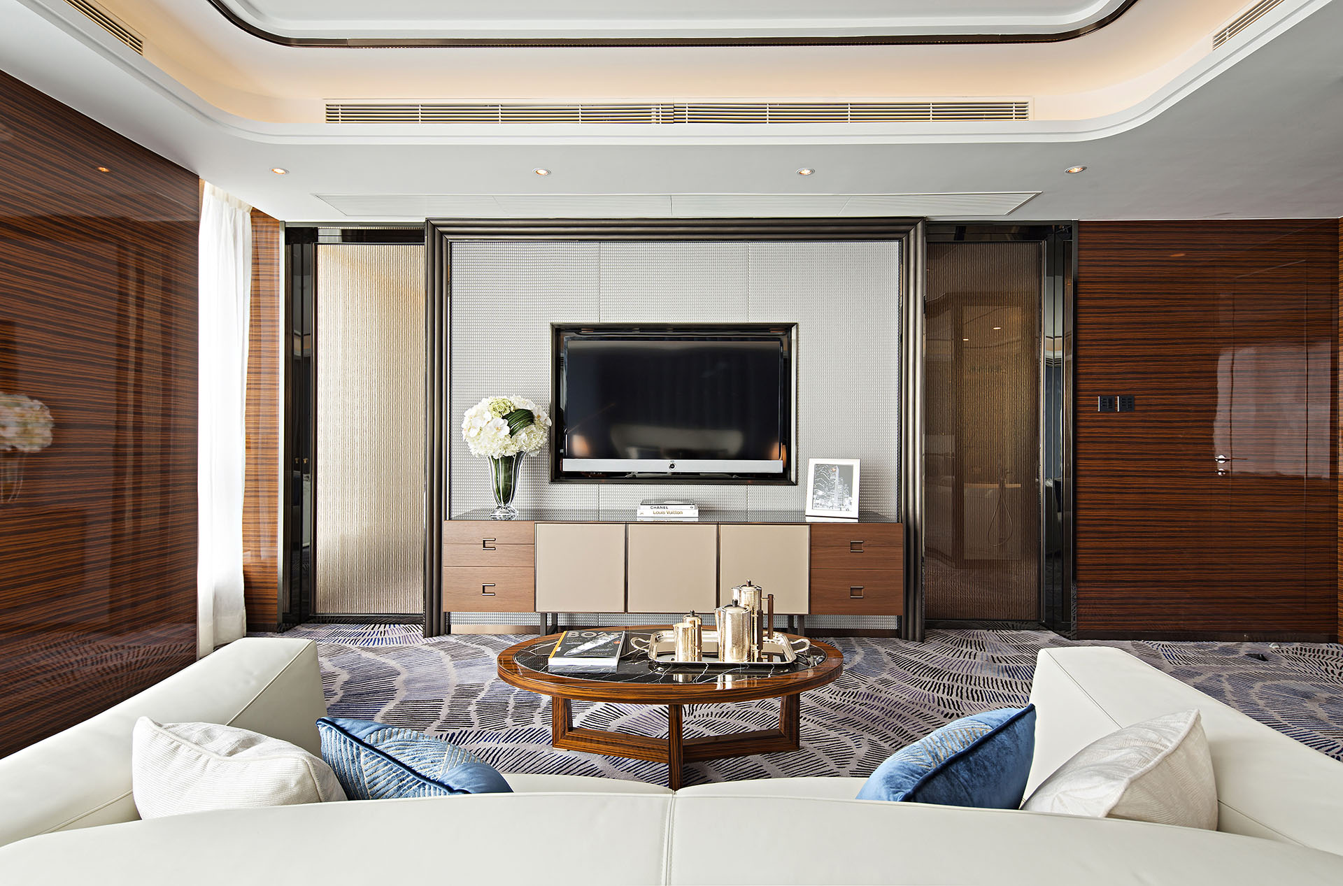 房子装修漂亮便捷的背景墙来啦,背景墙较短新中式效果图大全