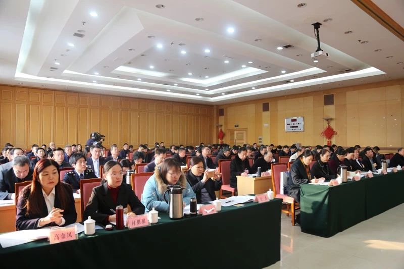 我市成功召开第六届全市律师代表大会