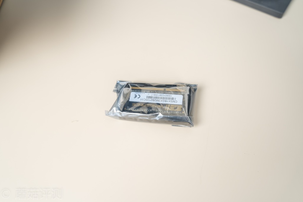 770ZM更换海盗船2133mHzDDR3L内存：玩LOL更加流畅了