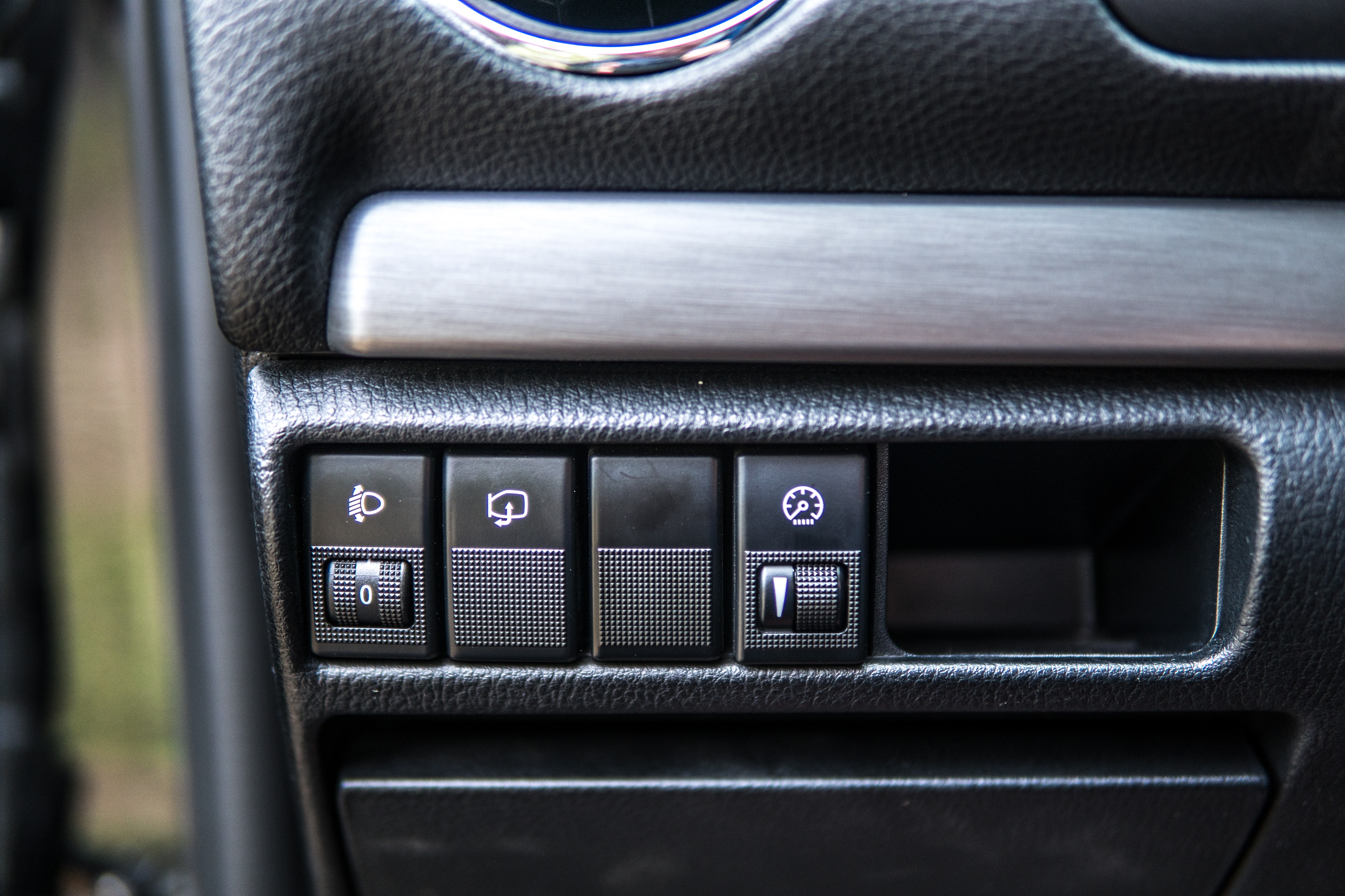 老马六买哪一年的好,老马六和现代车对比操控