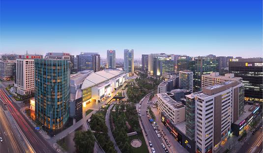 择“府”龙潭85%园林及活动空间的主城低密