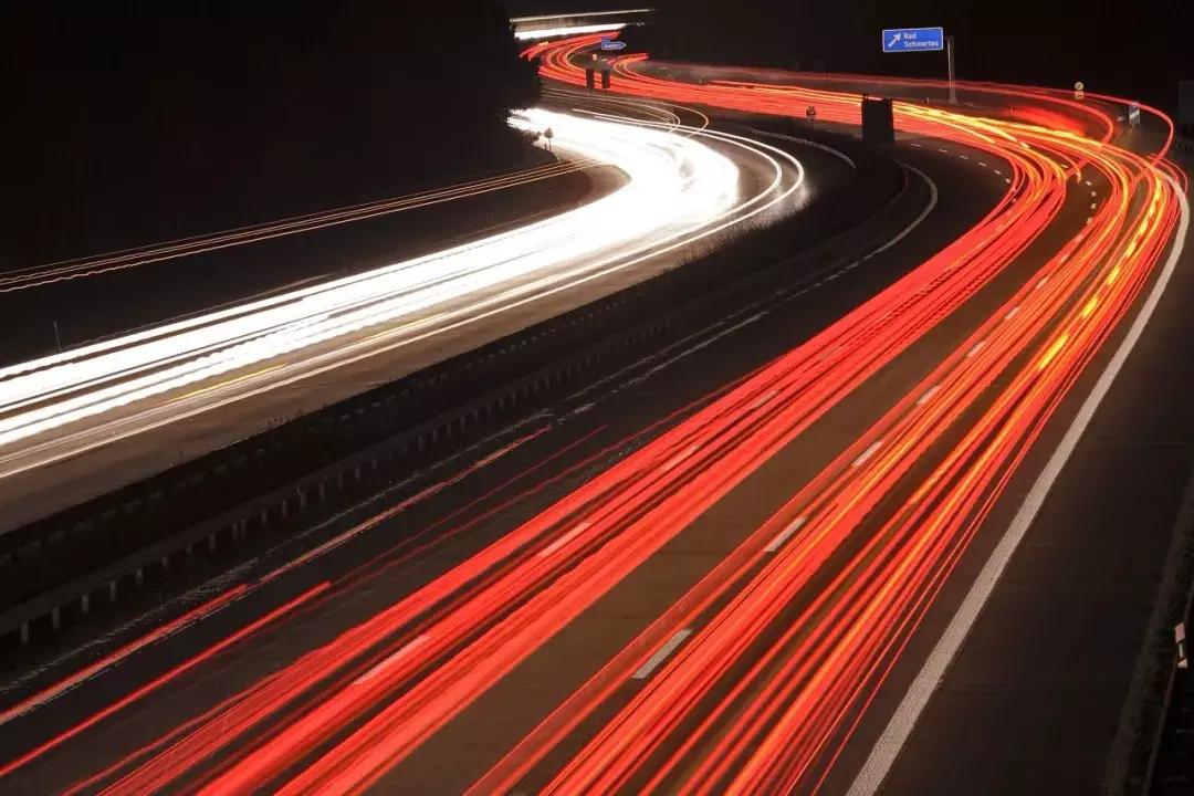 猖狂的豪车碰瓷,豪车碰瓷套路真实事件