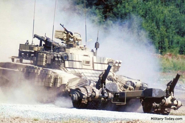 俄罗斯装甲扫雷清障车,俄罗斯重型扫雷车